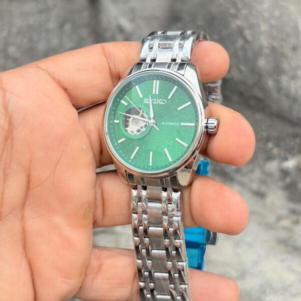 seiko lite green dial silver chain automatic
