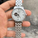 seiko white dial silver chain automatic